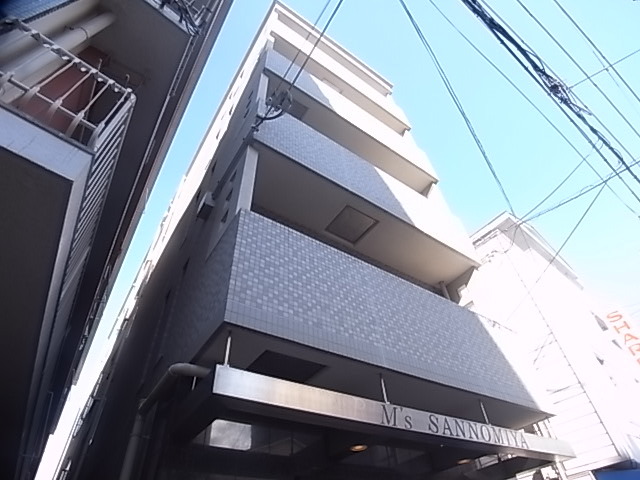 建物外観　カッコイイ外観です。環境も良好。