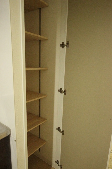 玄関　同物件、別号室のものです。