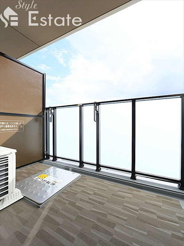 バルコニー　バルコニー