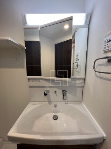 洗面設備　リヴェント難波サウス　独立洗面台