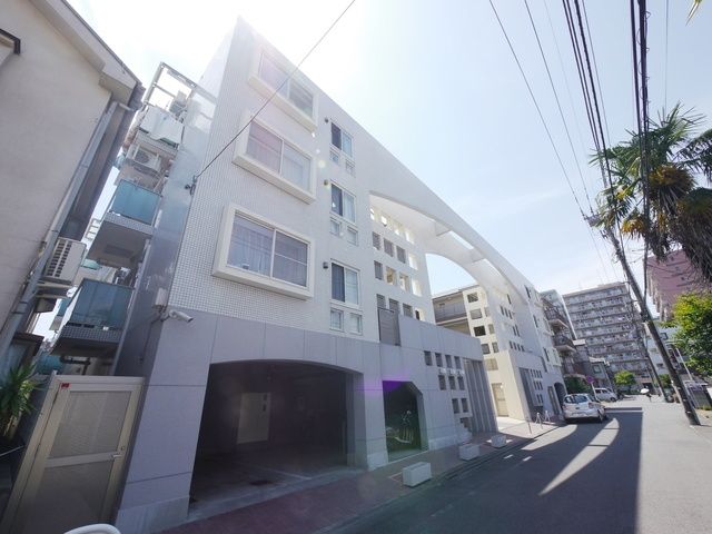 建物外観　★オートロック付きのマンションです★