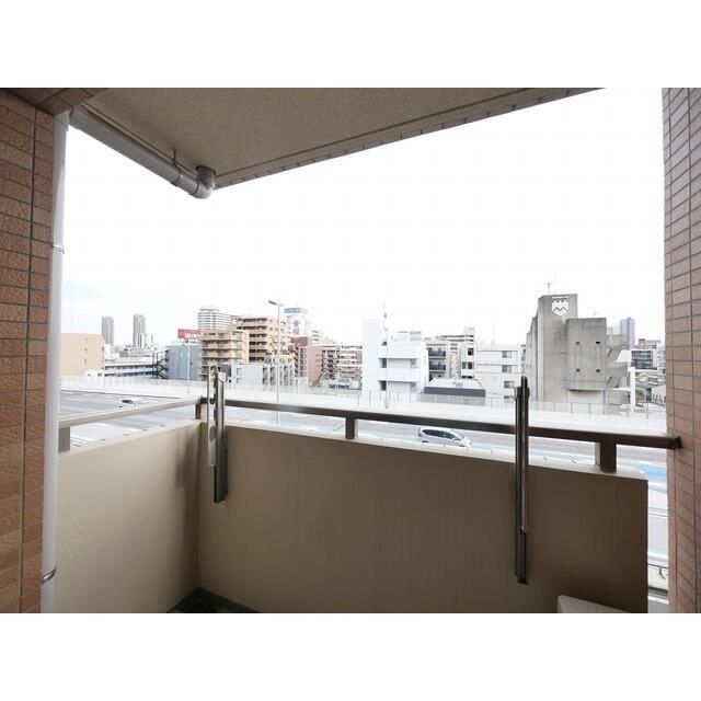 バルコニー　バルコニー付きです