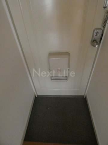 玄関　ニチエーイン第2日野