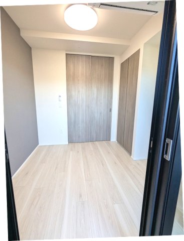 その他共有部分　洋室、エアコン・照明・クローゼット付、バルコニーに面した明る