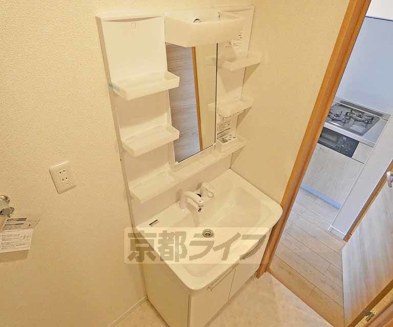 洗面設備　独立洗面台です！