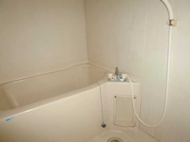 バス・シャワールーム　ゆったり過ごせるお風呂です