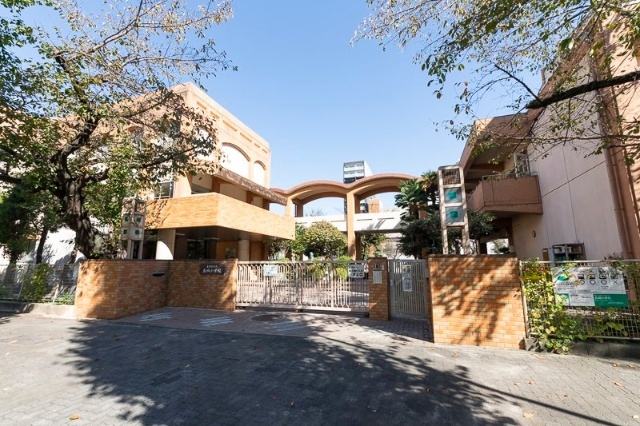 小学校　名古屋市立丸の内小学校（小学校）まで966m