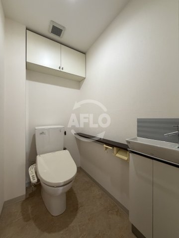 トイレ　レジディア心斎橋ウエストトイレ