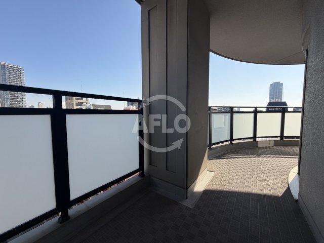 バルコニー　レジディア心斎橋ウエスト　バルコニー