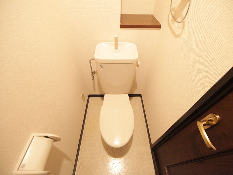 トイレ　温水洗浄便座取付け可