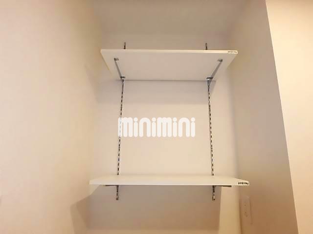 その他部屋・スペース　洗濯機置き場上部のスペースになります。