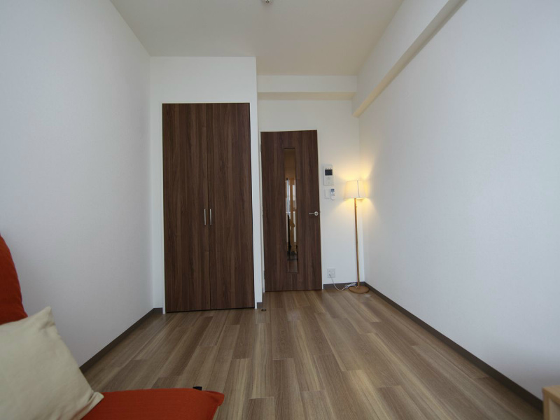 その他　洋室6.2帖　クローゼット付（収納充実してます）