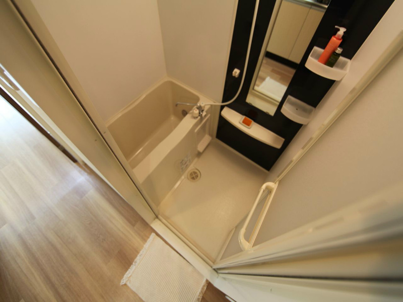 バス・シャワールーム　追い焚き付　オートバス機能付バスルーム