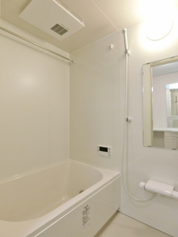 バス・シャワールーム　図面と現状に相違がある場合には現状を優先