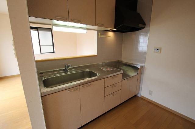 キッチン　カウンターキッチンは２口ガスコンロ設置可タイプ