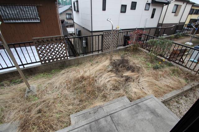 庭　専用庭があります。