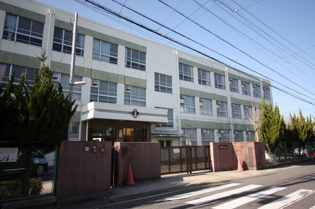 小学校　平針南小学校（小学校）まで160m