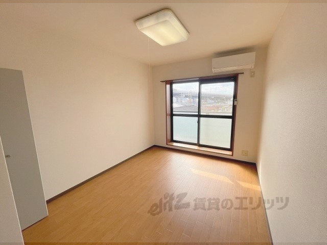 居室・リビング　洋室