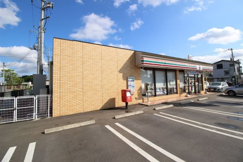 コンビニ　セブンイレブン つくば桜柴崎店（コンビニ）まで619m