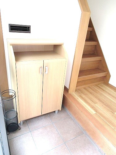 玄関　シューズボックス。