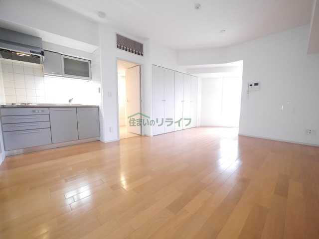 居室・リビング　プライムアーバン四谷外苑東