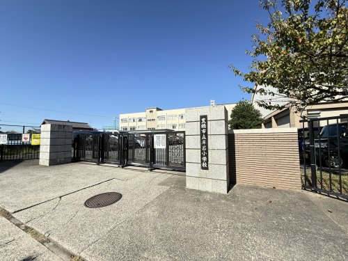 小学校　豊橋市立牟呂小学校（小学校）まで983m