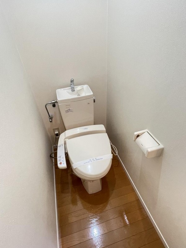 トイレ　トイレ