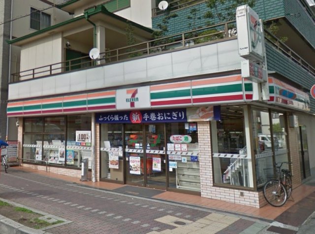 コンビニ　セブン-イレブン 神戸新在家駅前店（コンビニ）まで256m