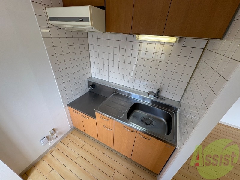 キッチン　キッチンです。一人暮らしなら十分な大きさですね。