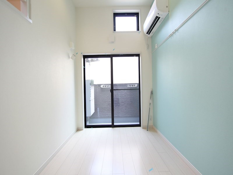 バルコニー　洋室4.9帖　ロフト5.3帖（収納でも使えます）イメージ写真