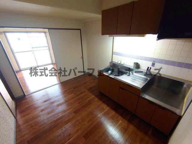 キッチン　キッチンでお料理をお楽しみください