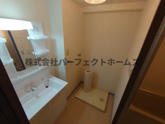 洗面設備　使いやすい洗面所です