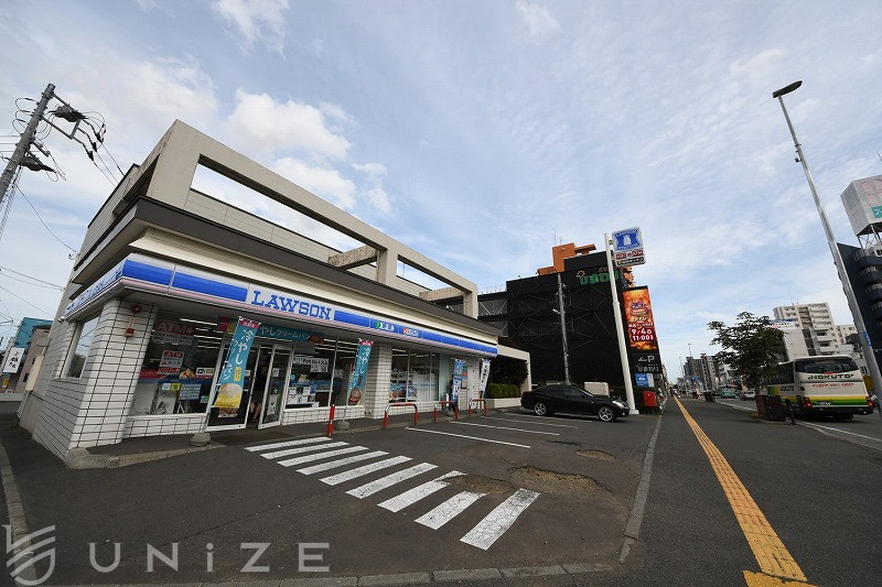 コンビニ　ローソン札幌豊平3条十丁目店（コンビニ）まで422m