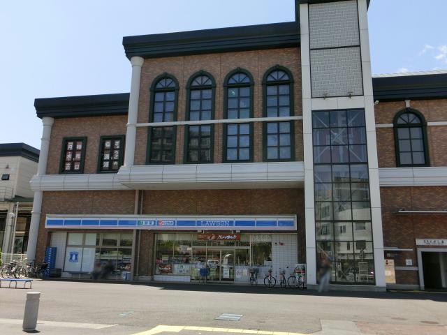 コンビニ　ローソン坂戸駅北口店（コンビニ）まで219m