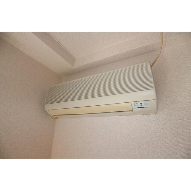 その他設備　エアコン１基つき