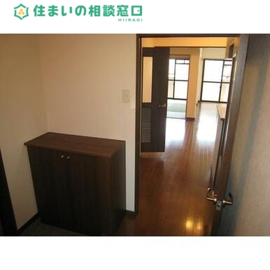 玄関　同型