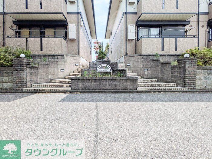 エントランス　お問合せはタウンハウジングまで！※現地待合わせ相談可能