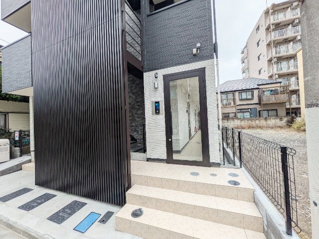 セキュリティ　女性の方でも安心のモニター付きオートロック♪