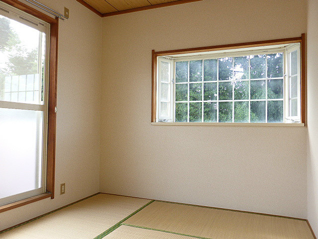 その他　※写真は他号室です