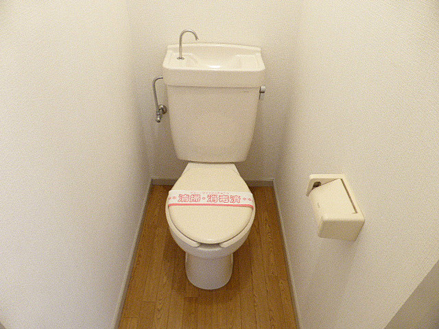 トイレ　※写真は他号室です