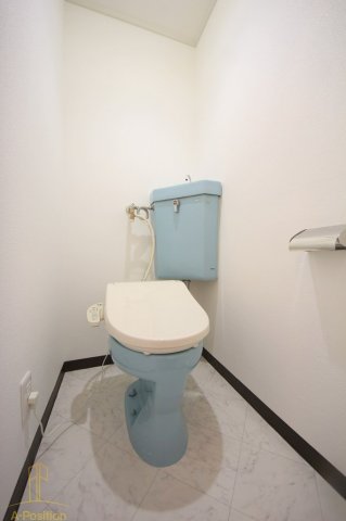 トイレ　三木シャトーマンション