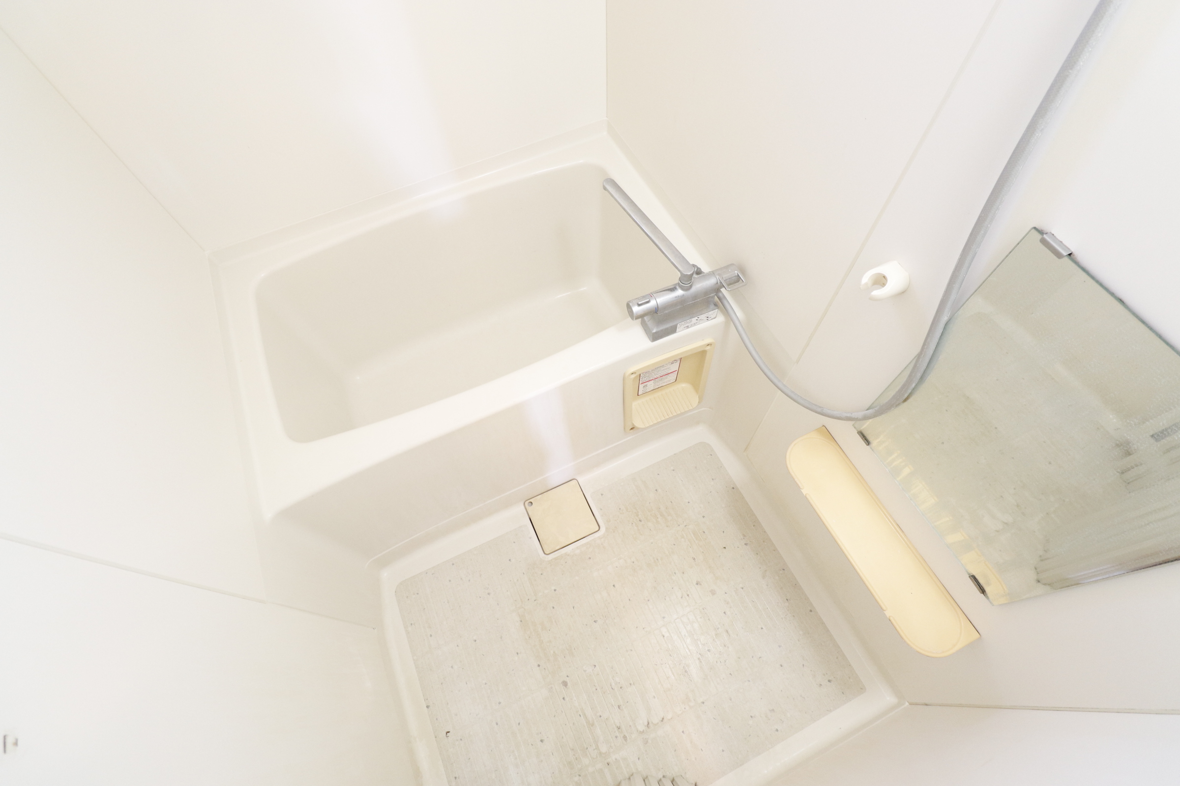 バス・シャワールーム　バスルームです♪