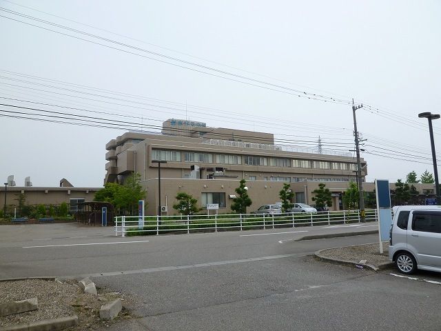 病院　射水市民病院（病院）まで1500m