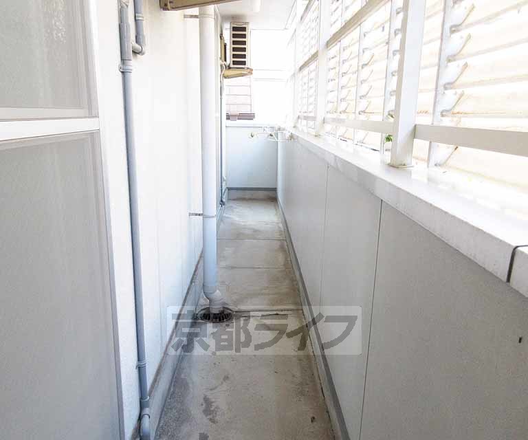 バルコニー　広いバルコニーです