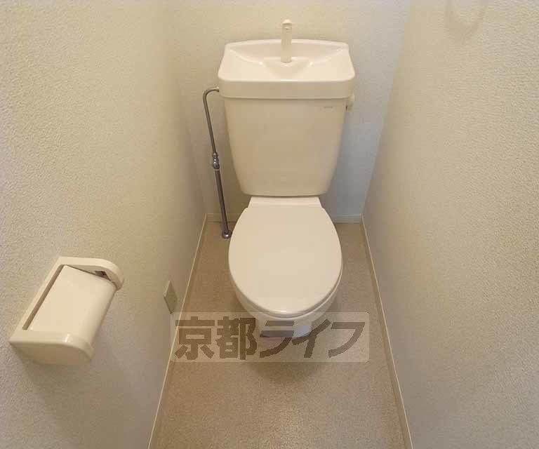 トイレ　きれいなトイレです