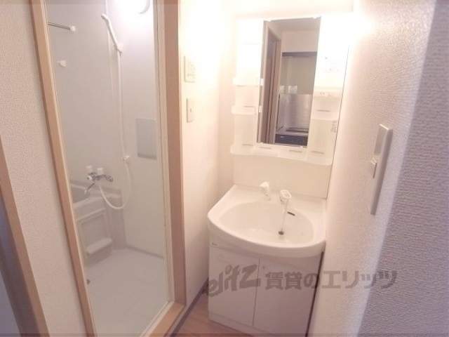 洗面設備　シャンプードレッサー付です