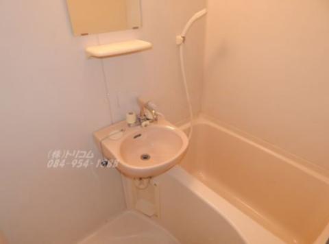 バス・シャワールーム　バス