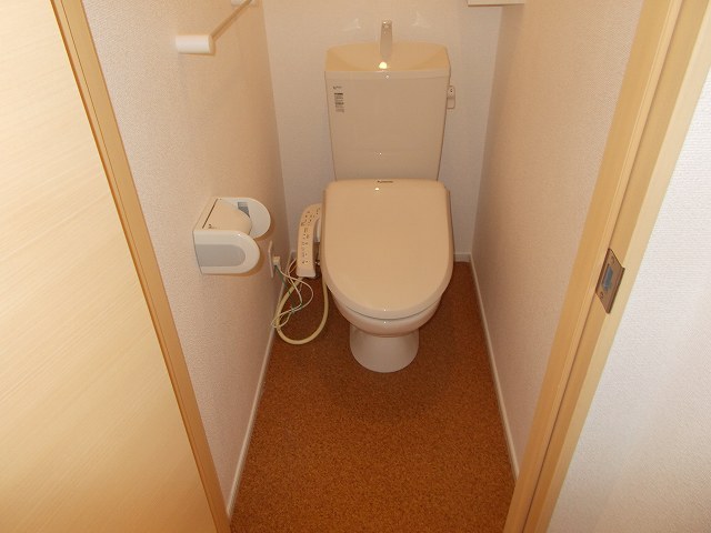 トイレ　ウォシュレット