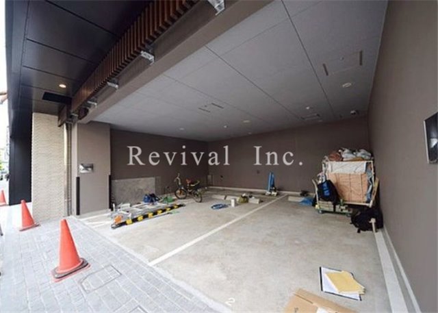 駐車場　空き状況はお問合せ下さい