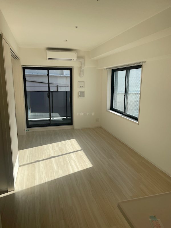 居室・リビング　201号室